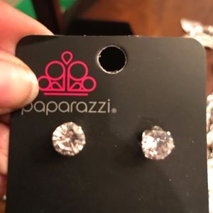 Clear glass stone / silver